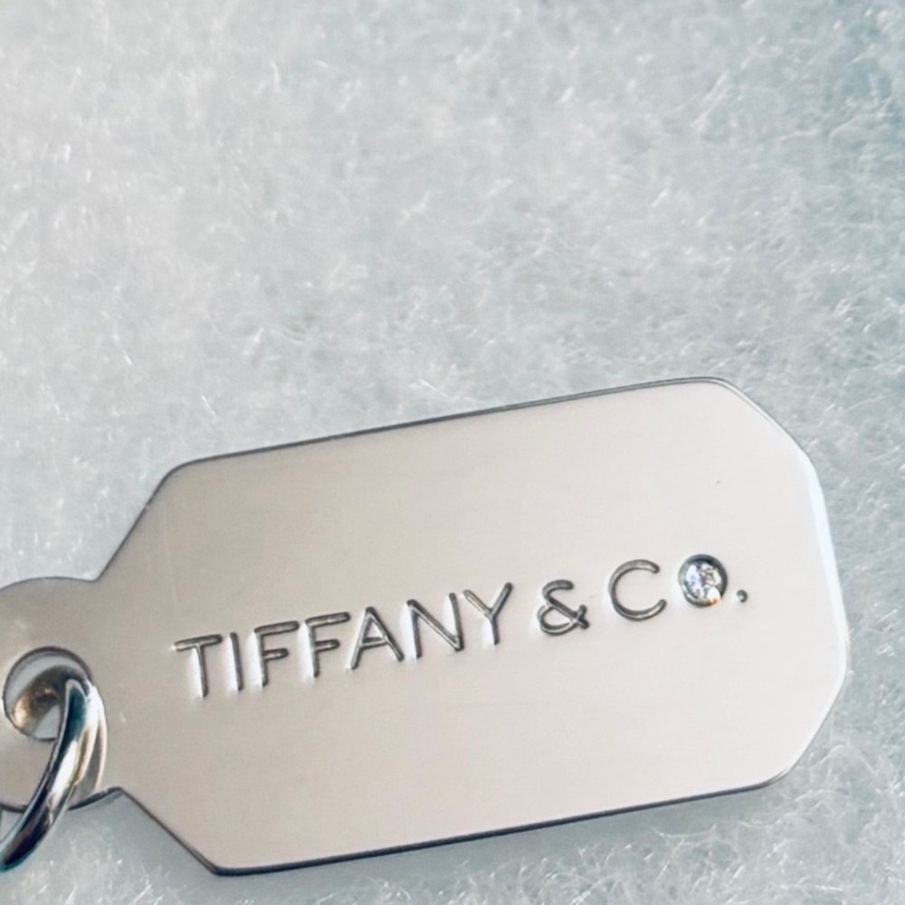 Tiffany & Co. Tag Charm with Diamond - Picture 4 of 8